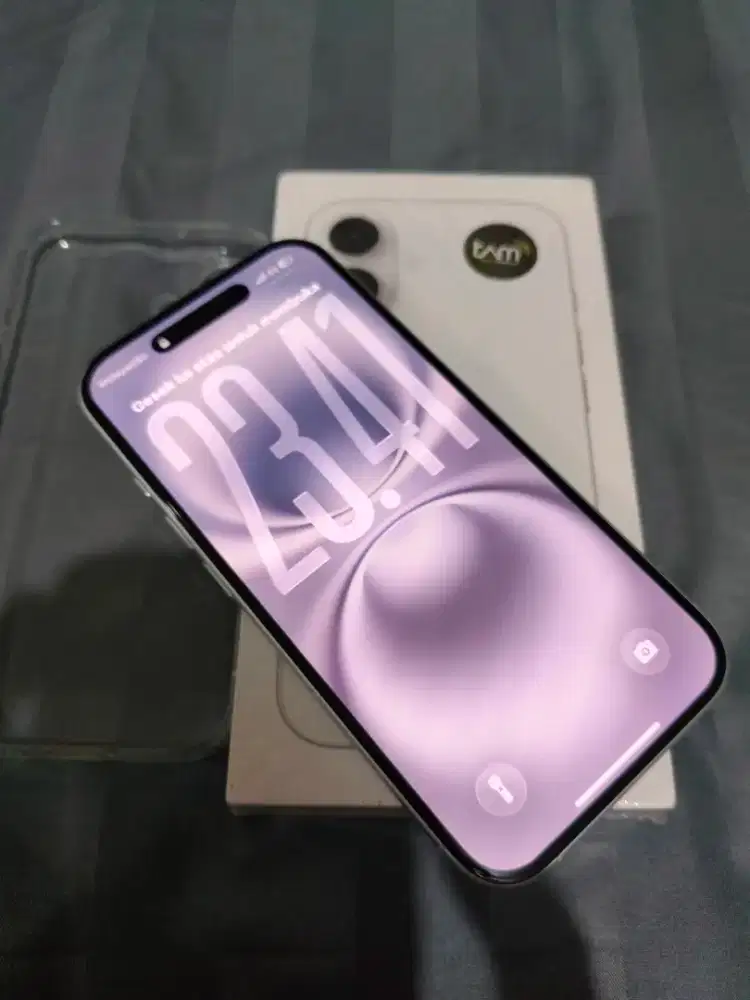 Di jual iphone 16 warna putih 128 GB, garansi IBoX like new