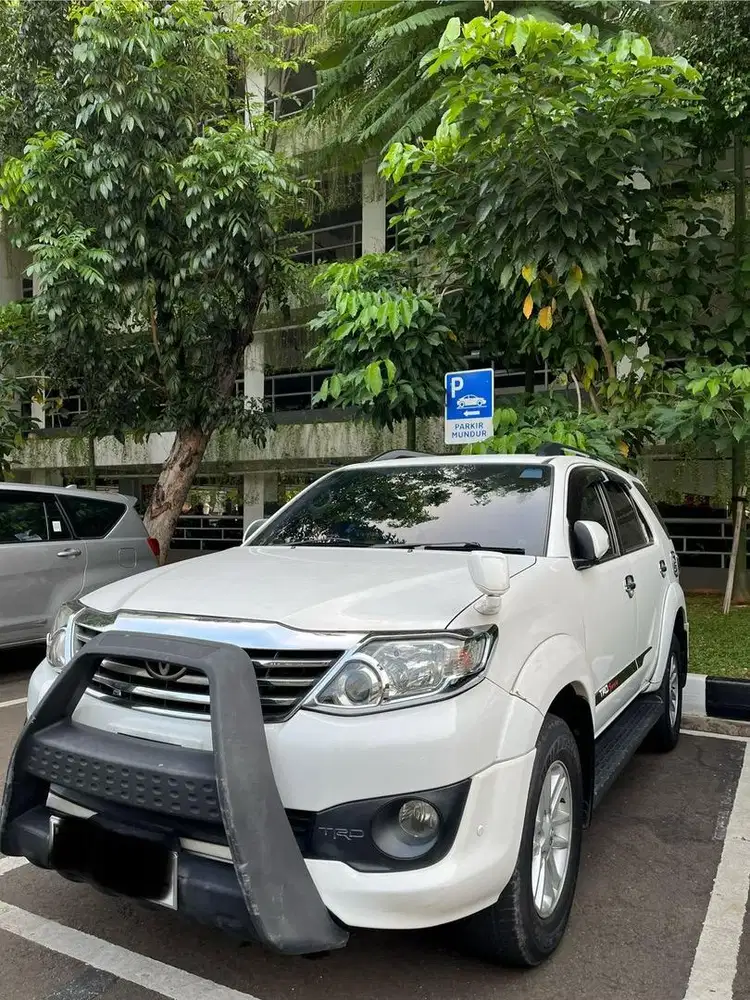 DIJUAL FORTUNER 2.7 G Luxury TRD Sportivo AT 2013