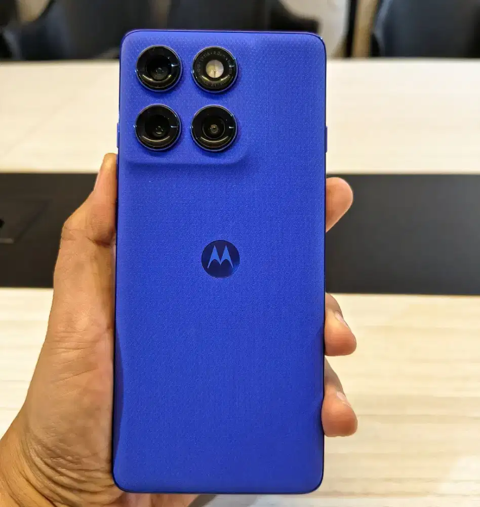 MOTOROLA EDGE 60 PRO 12/256 FULLSET MURAH MULUS LIKE NEW