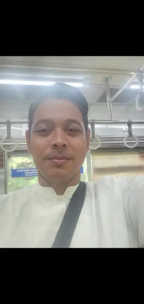 Saya mencari pekerjaan driver pribadi