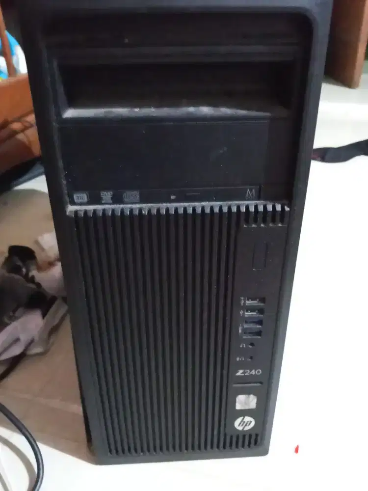 HP Z240 Tower Workstation.