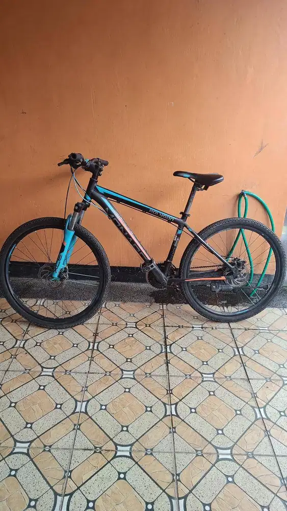 Sepeda Gunung MTB Polygon Monarch 5 – Siap Pakai ‍️