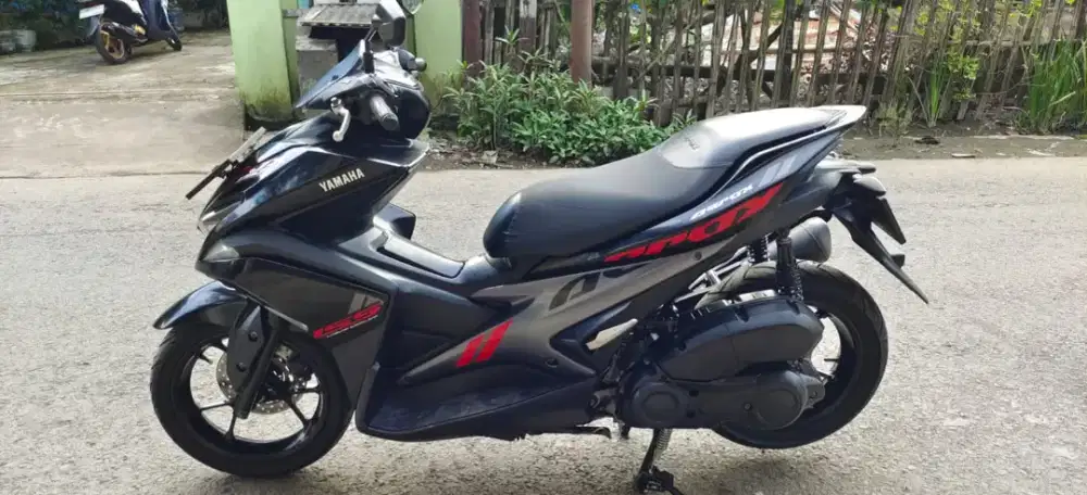 Yamaha aerox 155cc tahun 2019 bulan 12