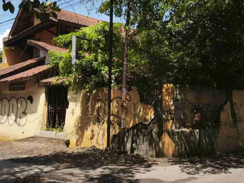 Jual Cepat Rumah lama hitung tanah Sayap Pasirluyu