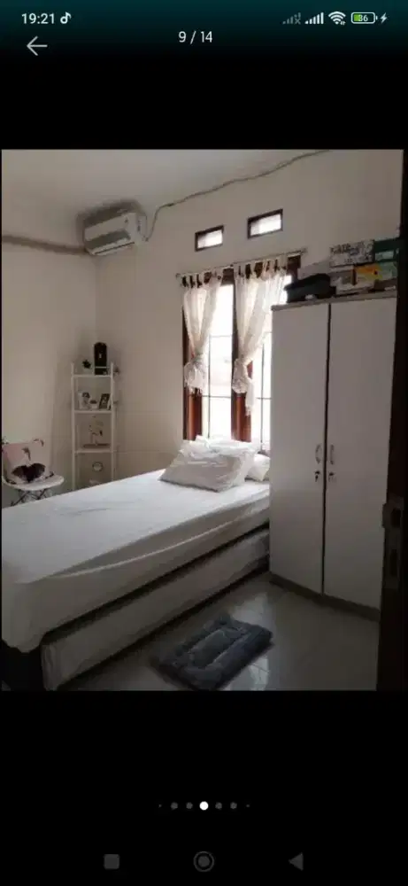 Disewakan ptahun 100jt net lt334m lb 220m 3 rumah raden Saleh depok