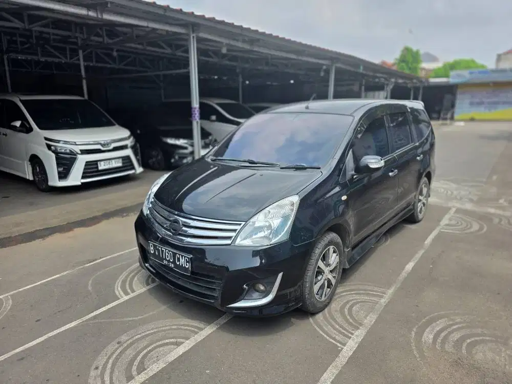 Nissan Grand Livina HWS Matic 2013 Dp 5 Juta Promo