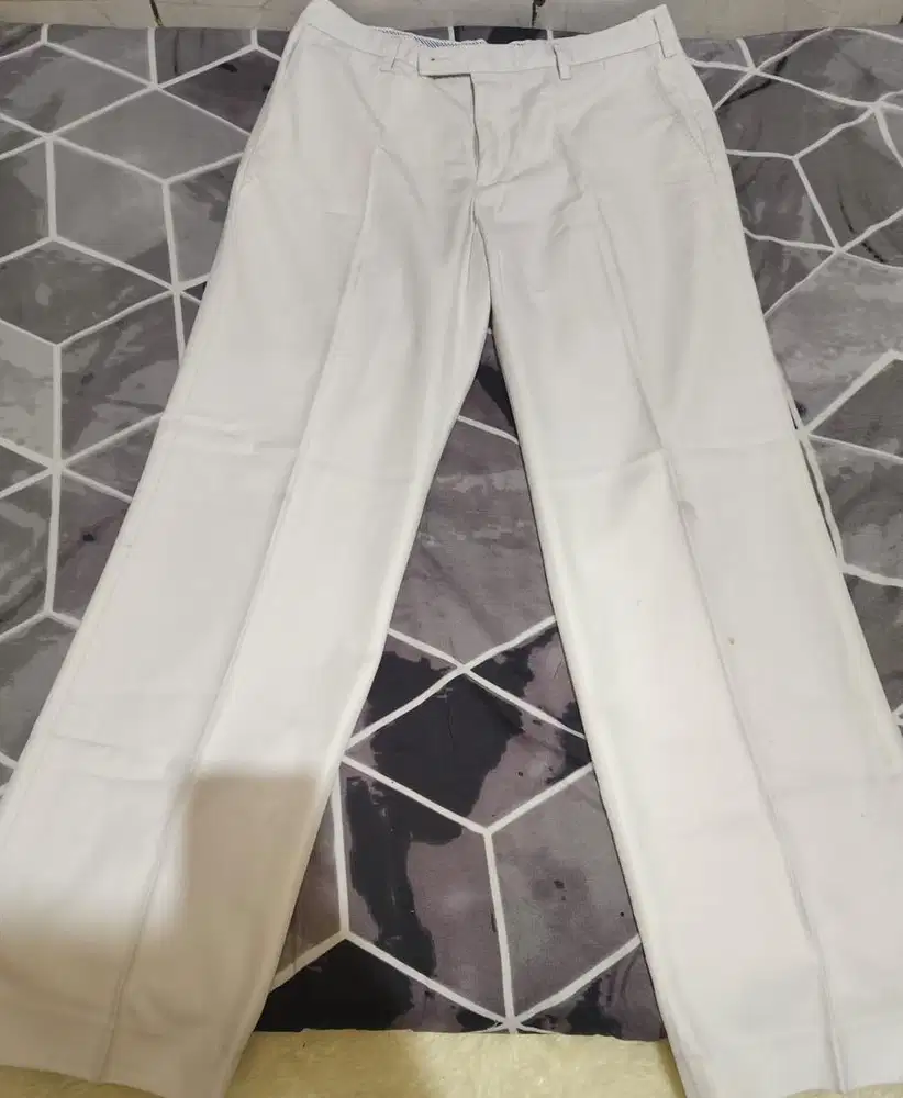 UNIQLO CELANA FORMAL/CHINO