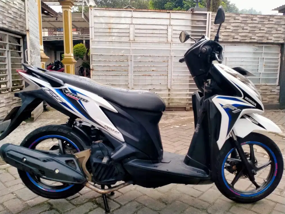 Honda Vario 125 KSR lengkap motor sehat keterangan detail dibawah