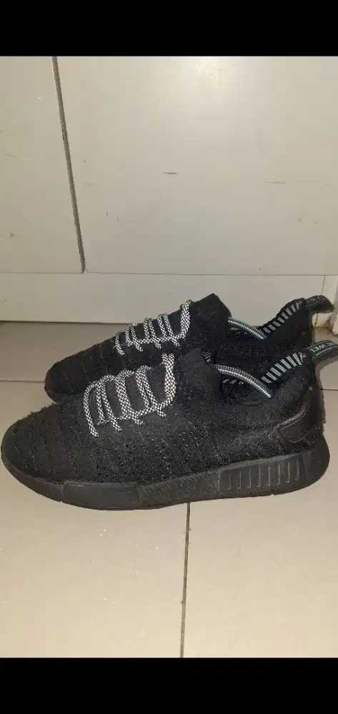 Adidas Nmd r1 Parley