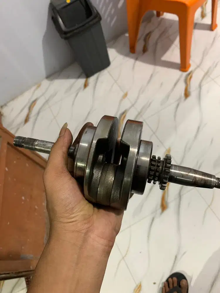 Kruk as original copotan vario 150 lengkap tiang soker