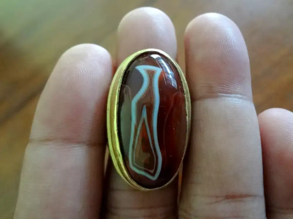 BATU AKIK GAMBAR GUCI  /BOTOL NATURAL