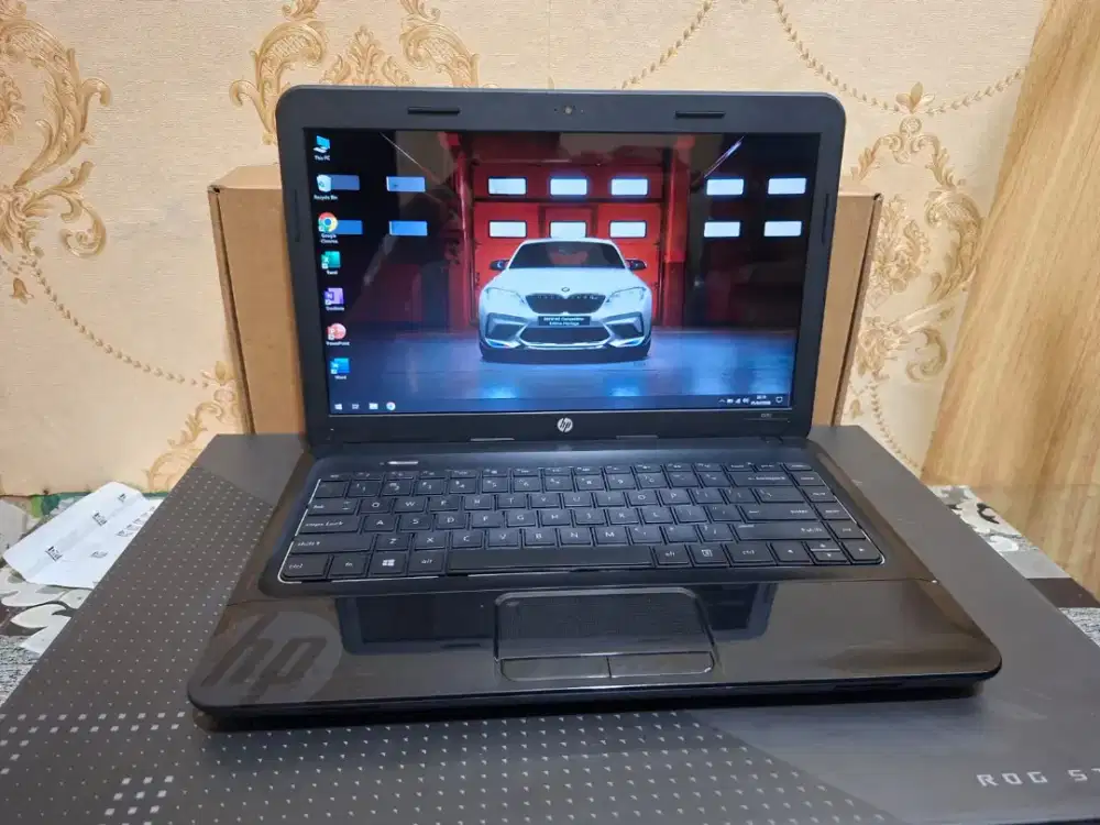 Laptop HP 1000 - HDD 620 GB -RAM 4GB -AMD E1 Radeon -Sesuai Gambar