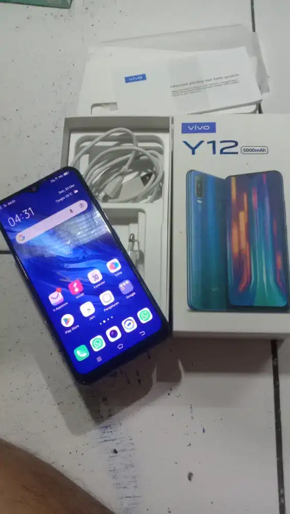 Vivo y12 3/32 fullset mulus siap pakai