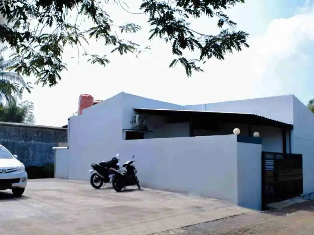 Villa plus kolam renang dekat kampus Unwiku Karangsalam Purwokerto