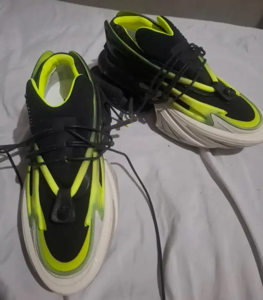 Sepatu pria ori,bekas pemakaian pribadi,masih lengkap