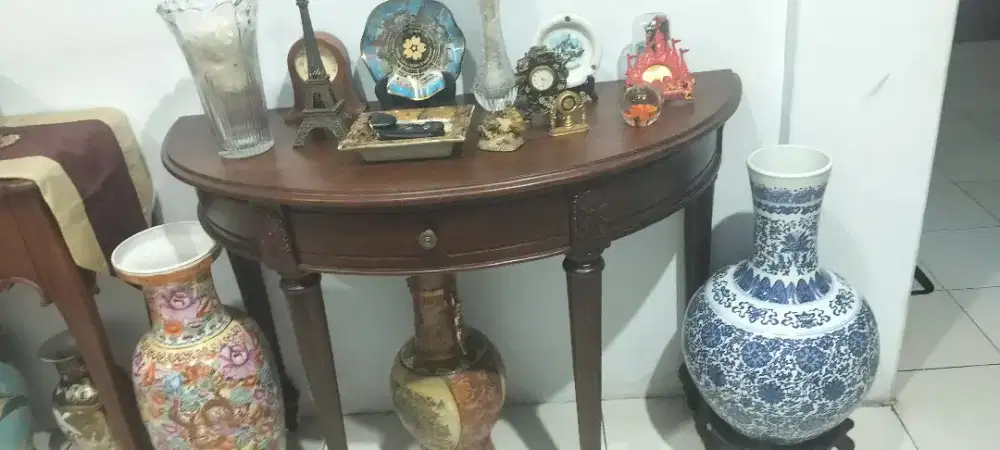 Meja consul 1/2 bulatan kayu jati