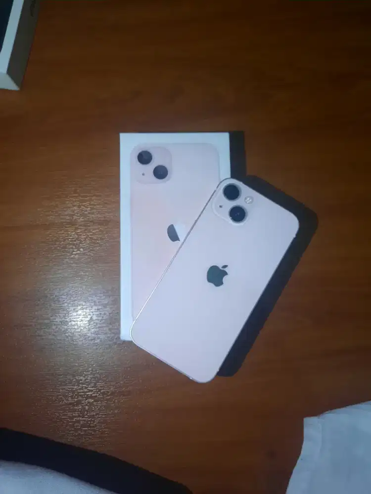 Iphone 13 pink Allori