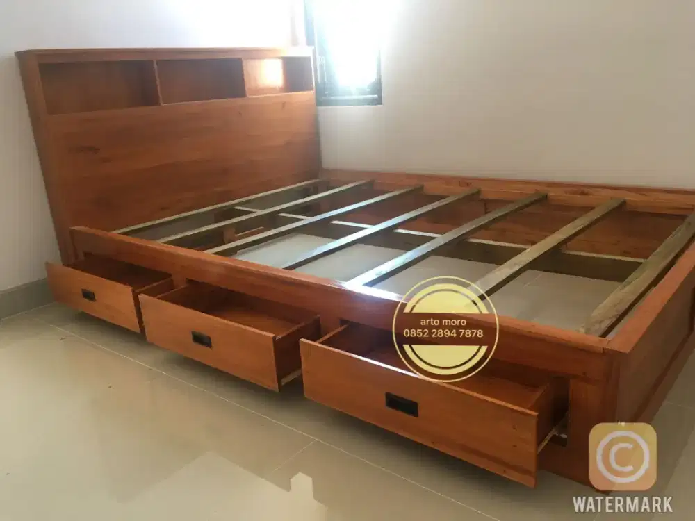 Dipan laci minimalis