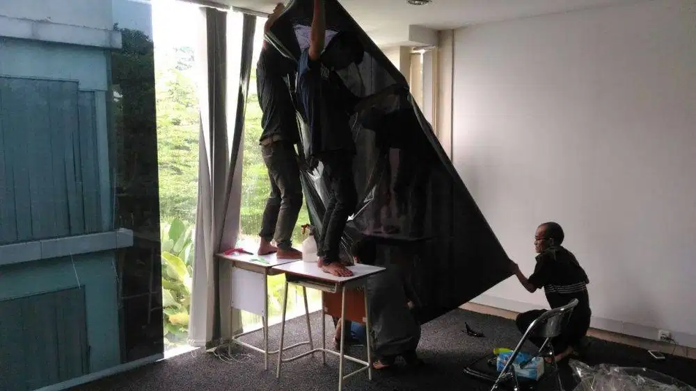 Toko khusus pasang kaca film rumah & Gedung harga ekonomis