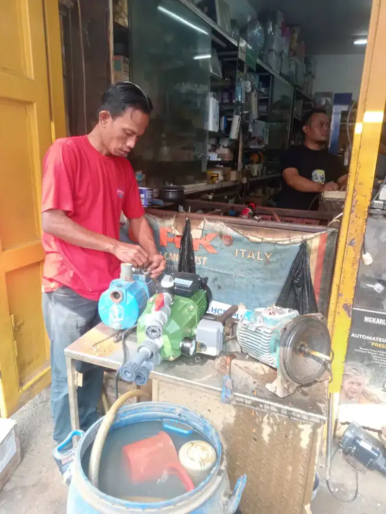 SERVICE POMPA AIR PANGGILAN ( JETPUMP DAN SUBMERSIBEL. )