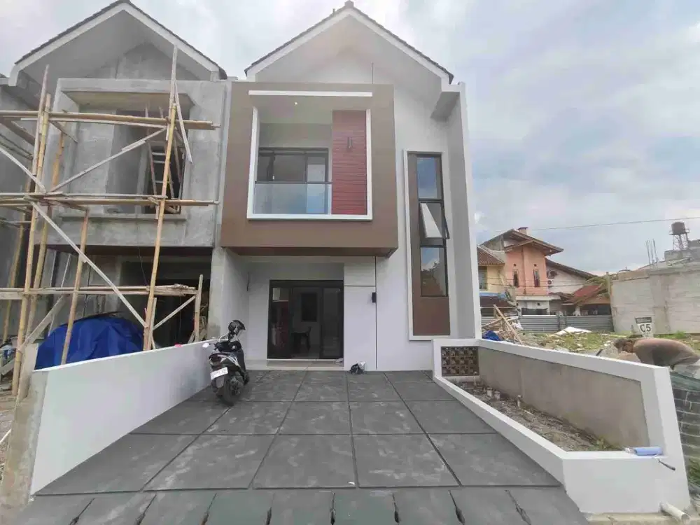 Jual Rumah Baru 2 Lantai Gaya Scandinavian Sebuah Cluster di Antapani Tengah