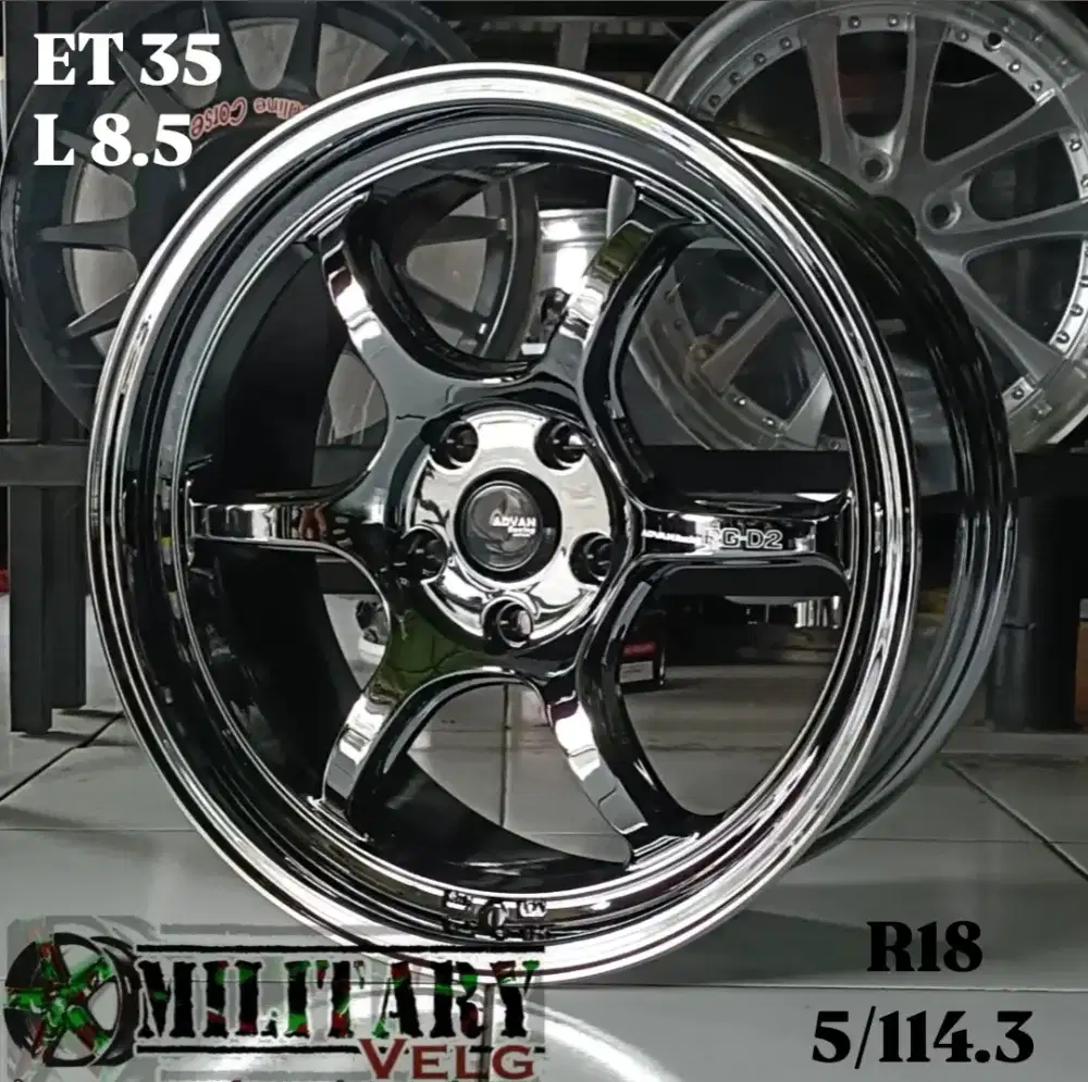 Advan RG-D2 Flowforming R18 Blackchrome