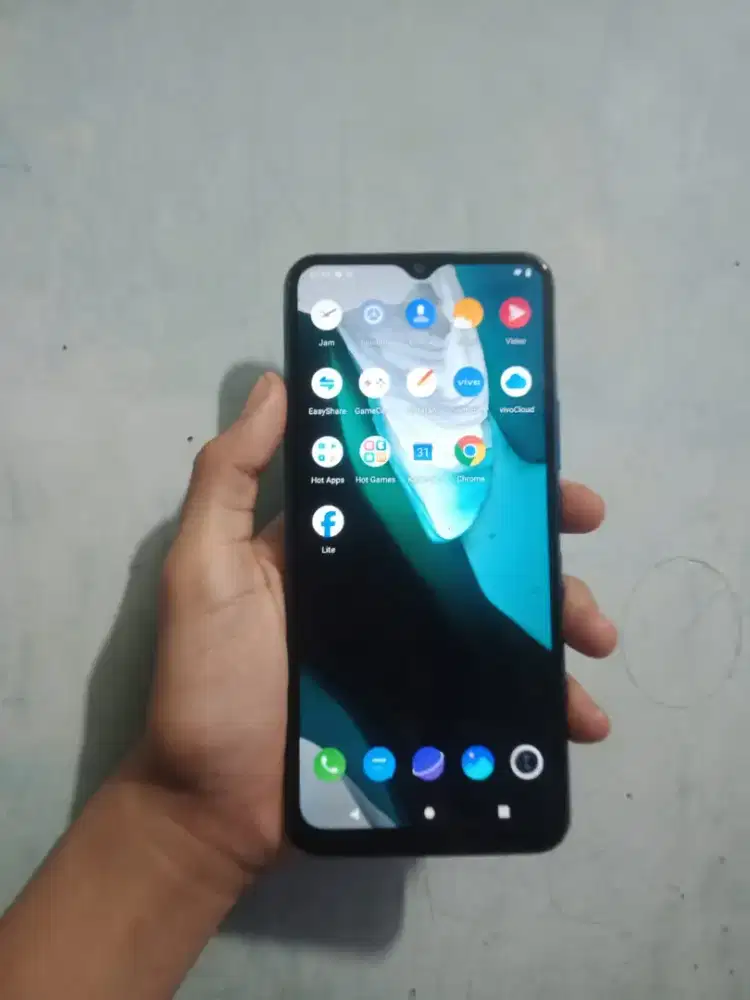 Vivo y20s
Ram 8GB/256gb