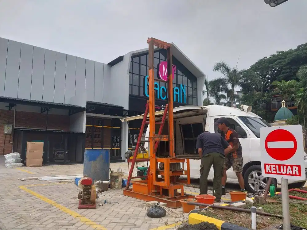 Sumur Bor Komplit Taman S