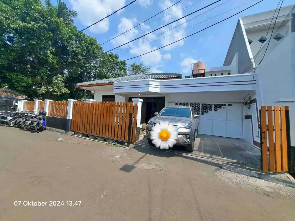 rumah besar di kebayoran lama jakarta selatan