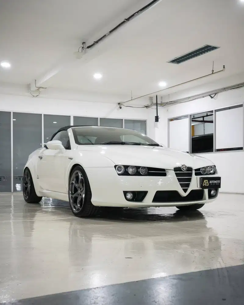 Alfa Romeo Spider 3.2 V6 White 2010