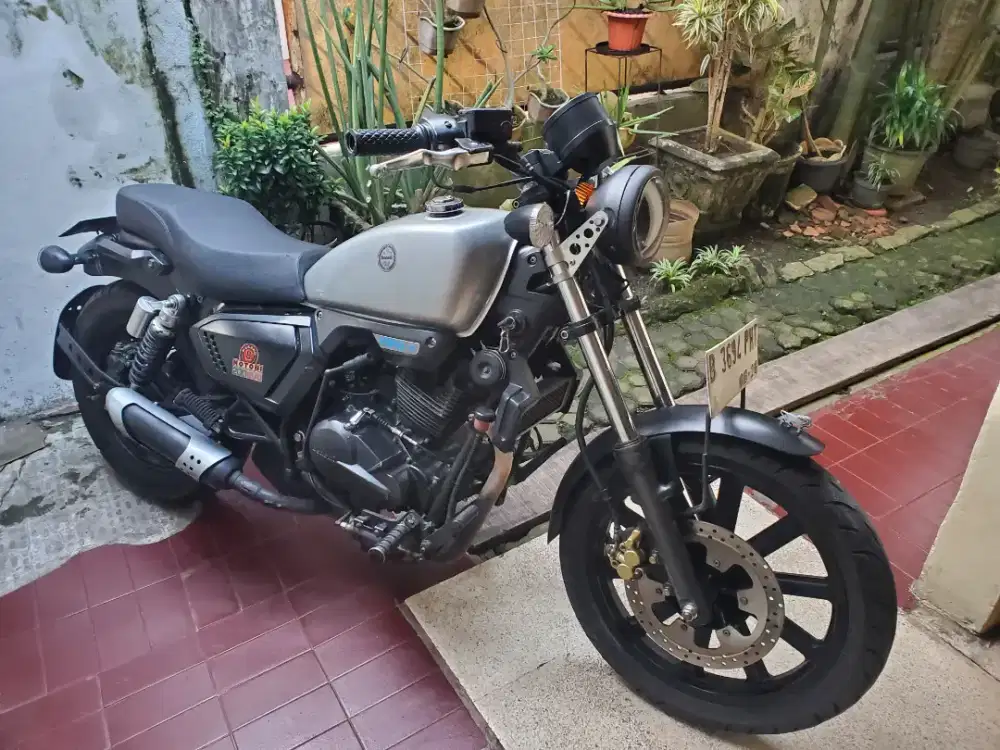 Benelli Motobi Evo 200 Silver 2019 Jual cepat.