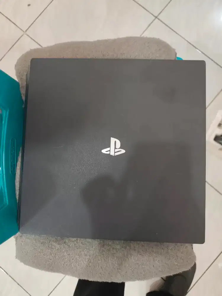 PlayStation 4 Pro PS4 Pro 1 TB