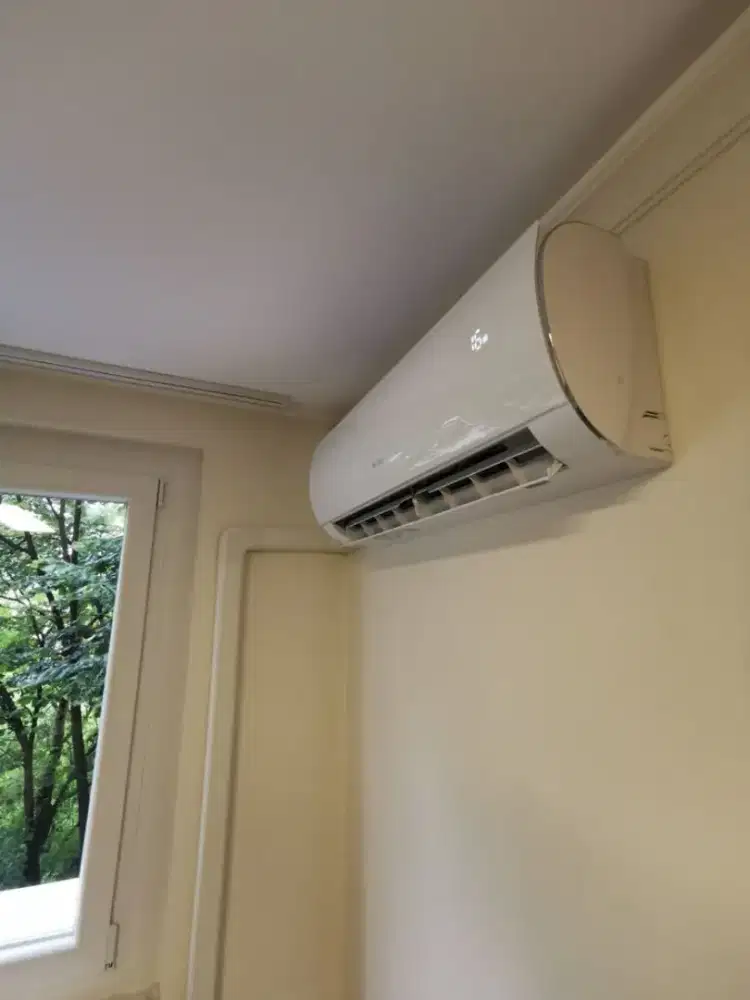 Jasa instalasi pipa Ac pemasangan AC baru atau bekas servis kulkas