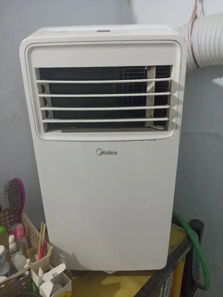 AC Portable Midea 1/2 PK MPHA-05CRN7