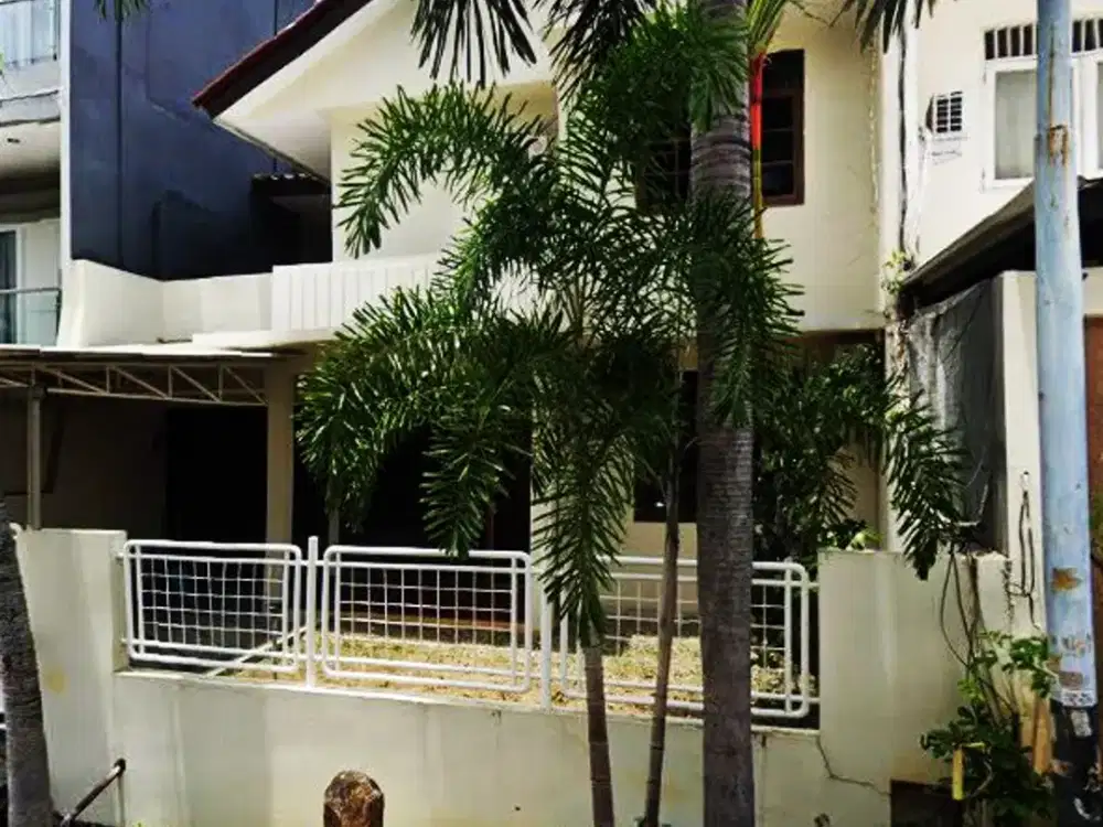 Dijual rumah 2 Lantai di Permata Buana pulo Ayer