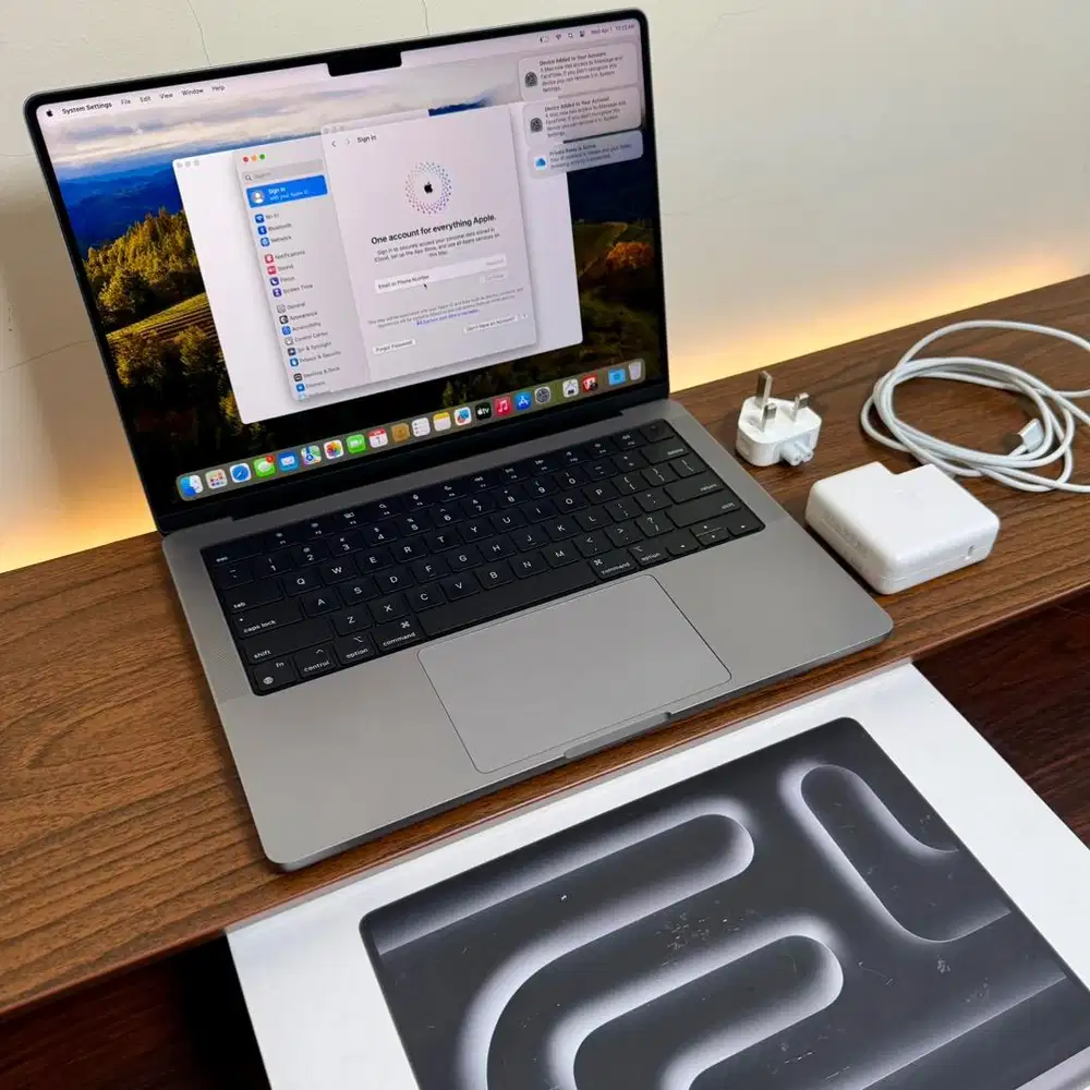 MacBook Pro 14 inch M3 Fullset