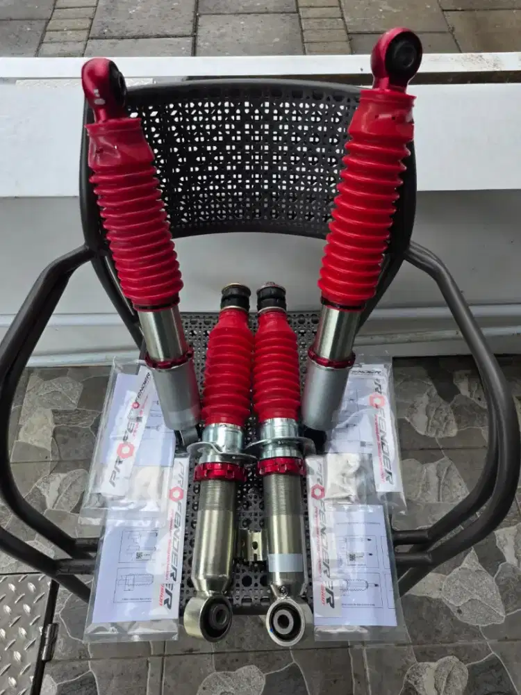 Shockbreaker Pajero Profender Premium Series