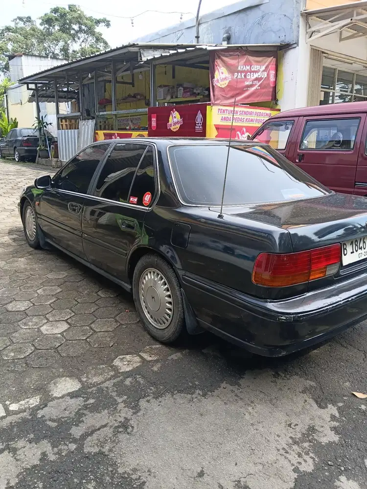 Honda Accord 1993 Bensin