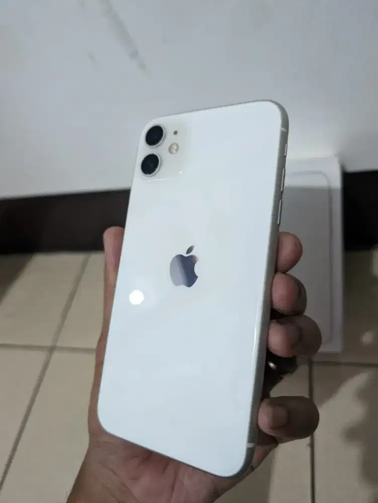 iPhone 11 (128gb)