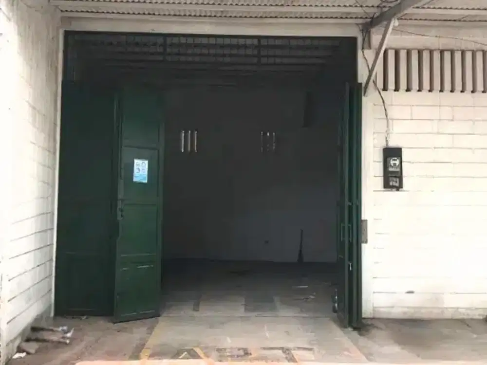 Gudang Luas & Strategis Area Bintaro Pondok Aren Dekat ke Tol