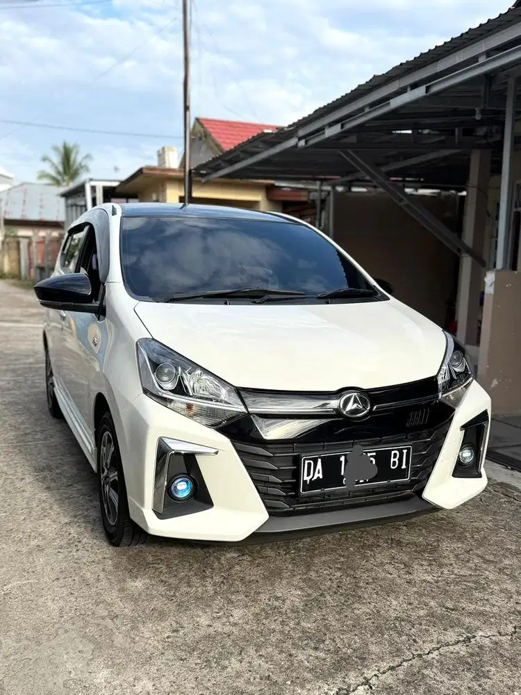 Dijual Mobil Pribadi Ayla Tipe R Mt Kilometer: 35.000 Jarang Dipakai
