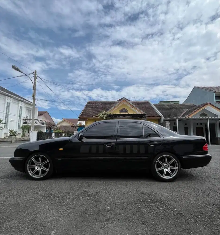 Mercedes-Benz C230 1997 Bensin