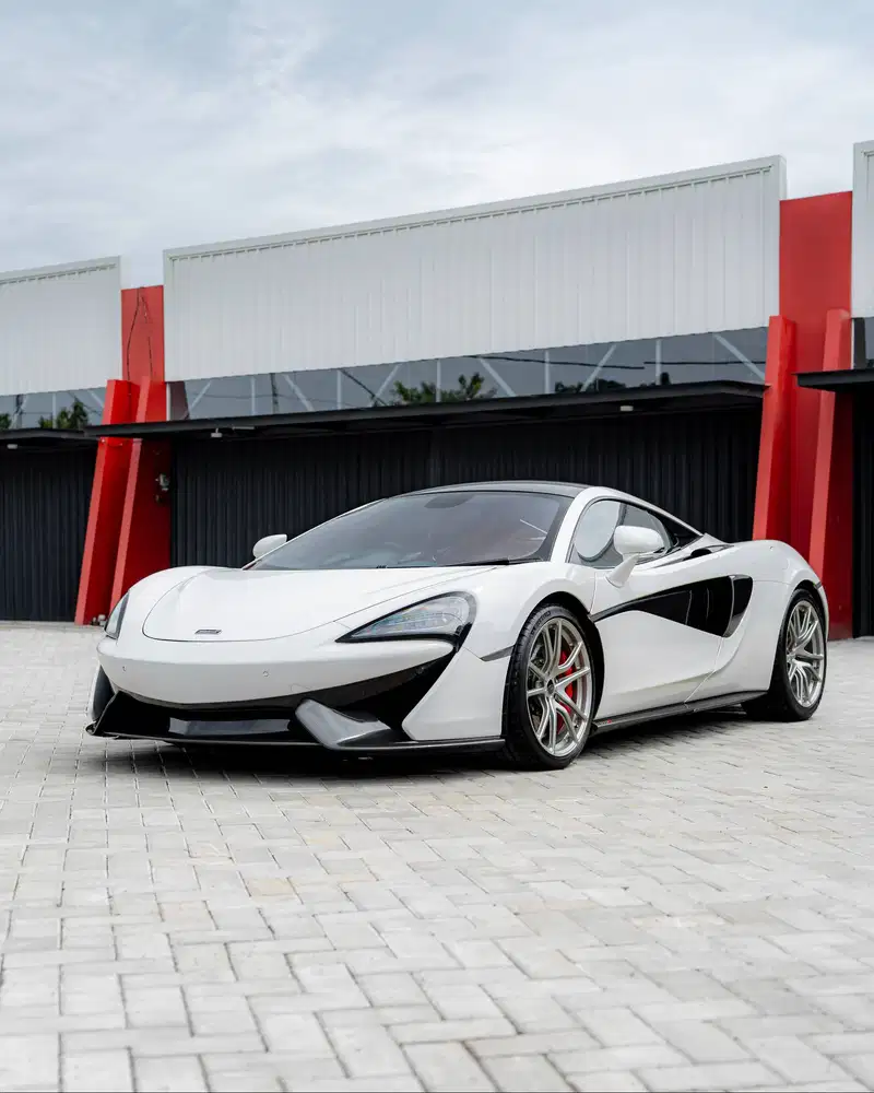 McLaren 570S Coupe 2016