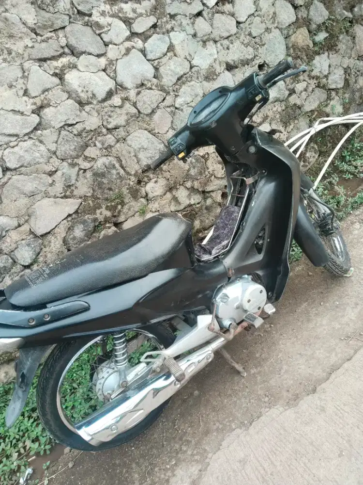 Motor karisma isi habis plat d