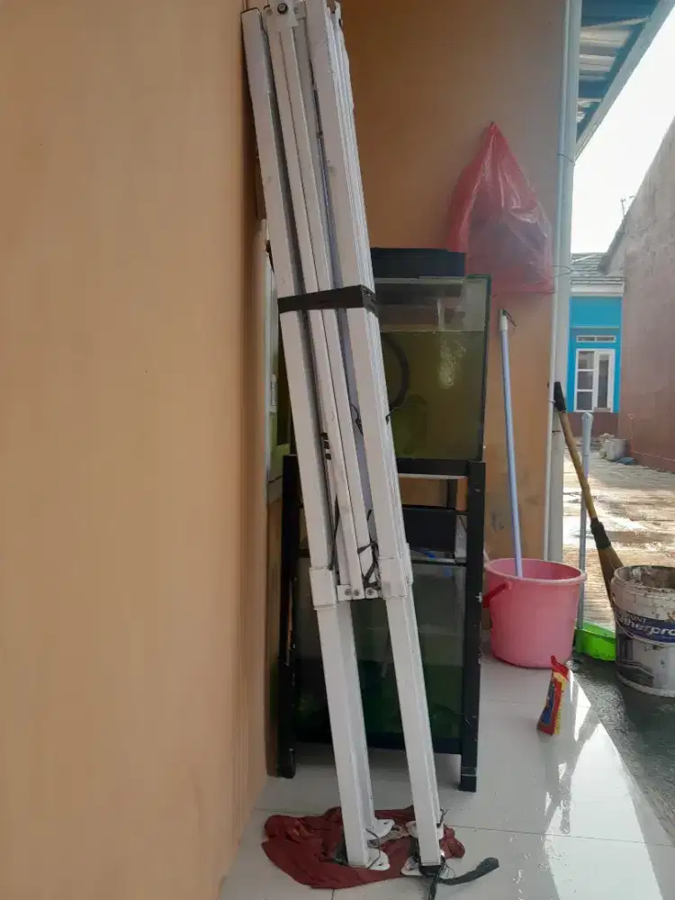 izin post mau jual tenda stand lipet