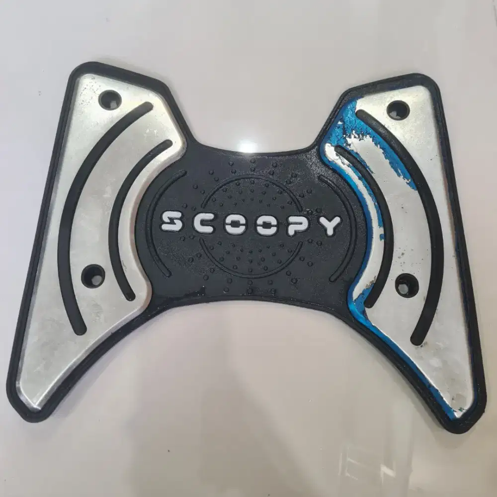 Karpet original bawaan motor Scoopy prestige 2025