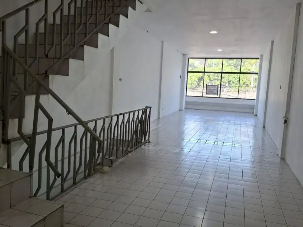 Ruko Robinson Jembatan dua hadap jalan raya