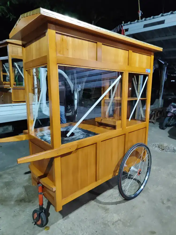 Jual Gerobak Angkringan,Bakso,Mie Ayam,sate,bubur ayam, dlL.