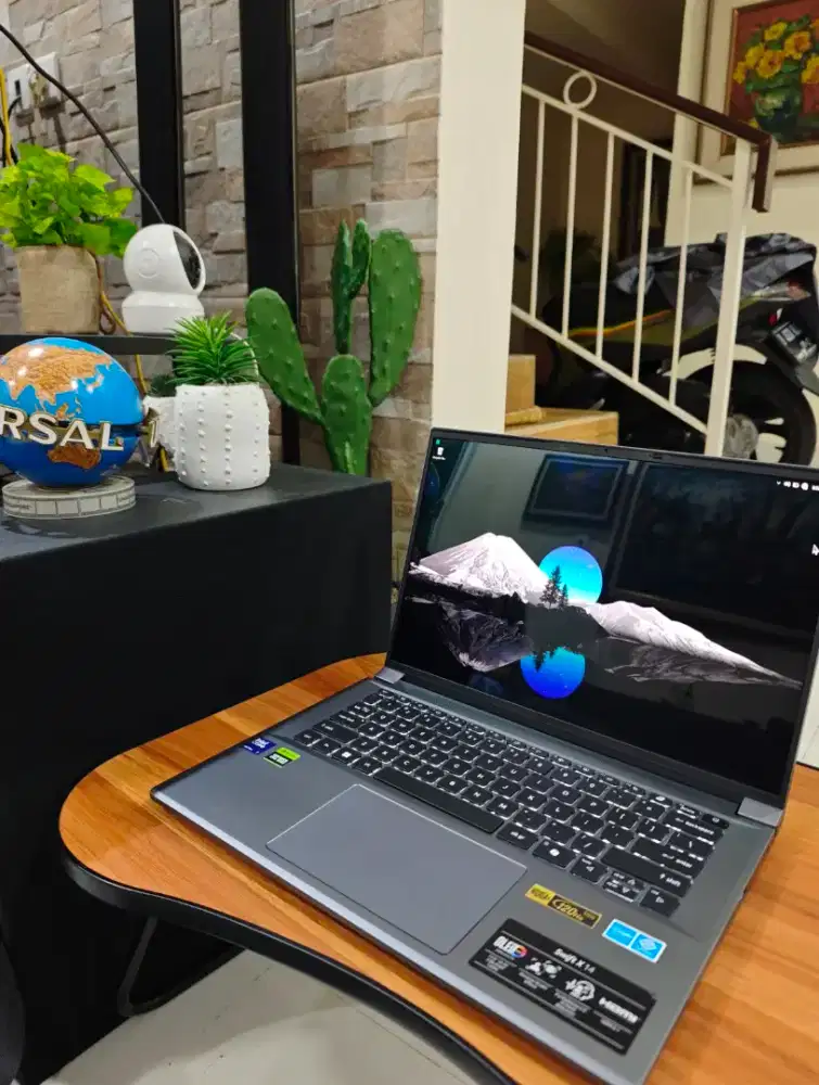 Laptop Acer Swift X OLED RTX4050 x rog msi tuf nitro