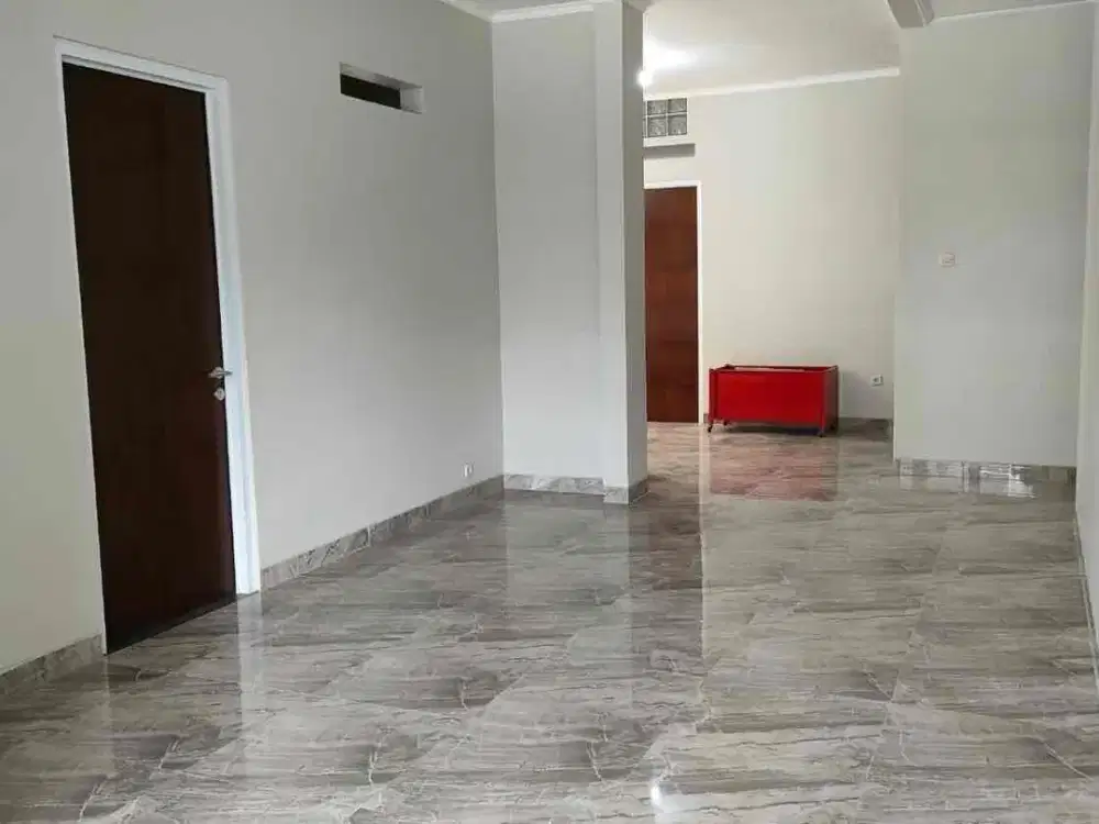 Disewakan RUMAH SHM
Perumahan Palem Permai - Sokarno Hatta

LT/LB 180/200
2 LANTAI
5 KAMAR,4 TOILET
LISTRIK 2.200,AIR SUMMER SIBLE, CARPORT 2 MOBIL

Harga 60 juta - NEGO

Ne